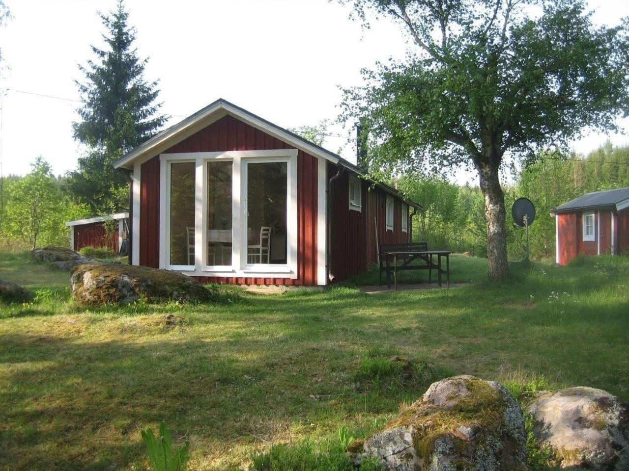 Ferienhaus In Malilla Boote Sauna See Eksteriør bilde
